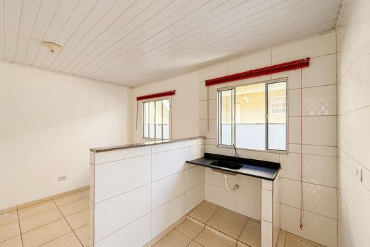 Sala/Cozinha de casa para alugar com 2 quartos, 40m² em Vila Basileia, São Paulo
