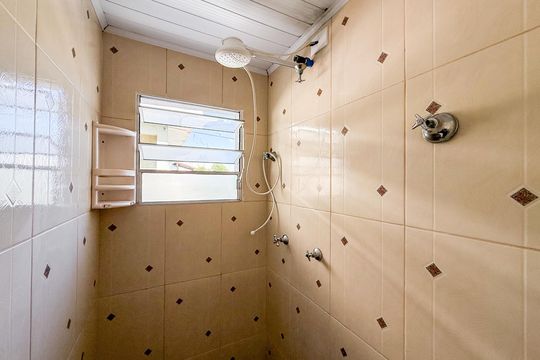 Banheiro de casa para alugar com 2 quartos, 40m² em Vila Basileia, São Paulo