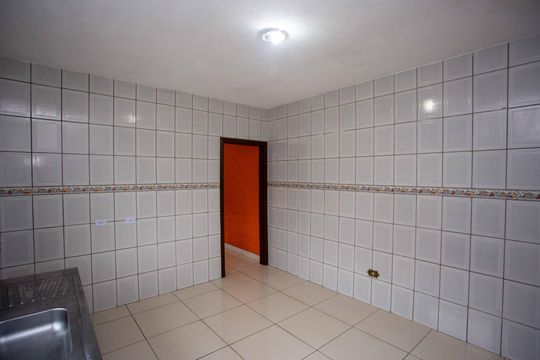 Cozinha de casa para alugar com 2 quartos, 90m² em Casa Grande, Diadema
