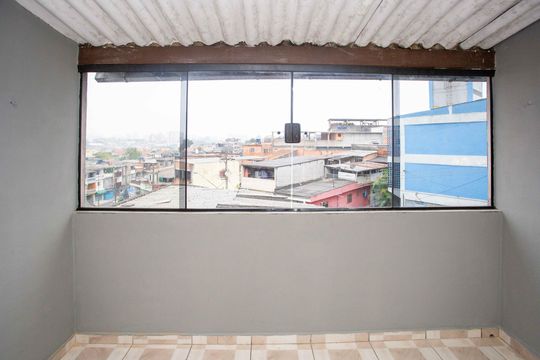 Área de Serviço de casa para alugar com 2 quartos, 90m² em Casa Grande, Diadema