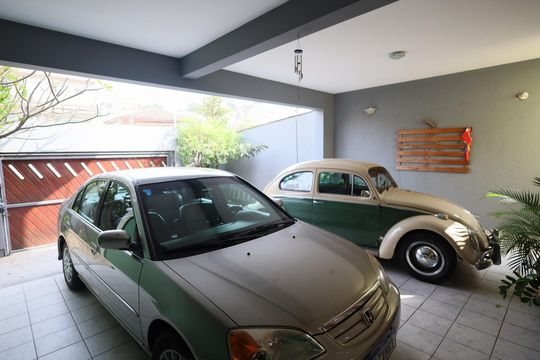 Garagem de casa à venda com 4 quartos, 409m² em City Bussocaba, Osasco