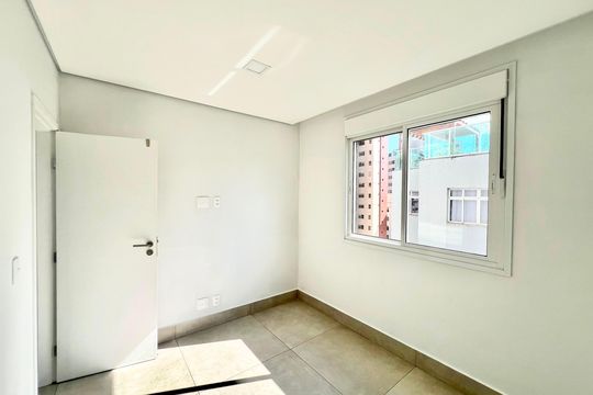 Quarto 1 de apartamento para alugar com 2 quartos, 65m² em Gutierrez, Belo Horizonte