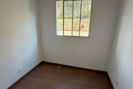 Quarto de apartamento para alugar com 2 quartos, 44m² em Conjunto Túnel de Ibirité, Contagem