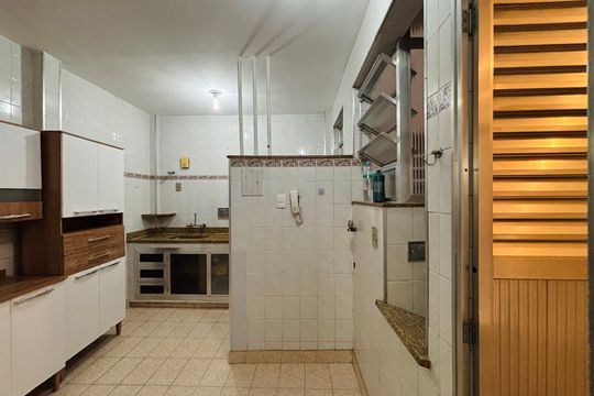 Apartamento para alugar com 1 quarto, 75m² em Copacabana, Rio de Janeiro