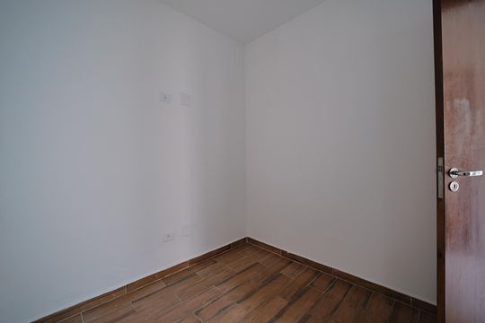 Quarto 1 de apartamento para alugar com 2 quartos, 45m² em Parque Maria Luiza, São Paulo