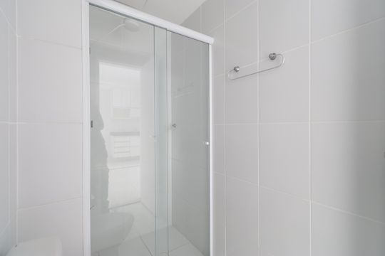 Banheiro  de apartamento para alugar com 1 quarto, 33m² em Barra Funda, São Paulo