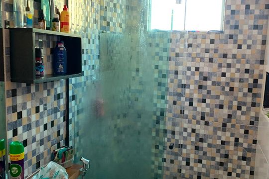 Banheiro de apartamento para alugar com 2 quartos, 56m² em Casa Branca, Suzano