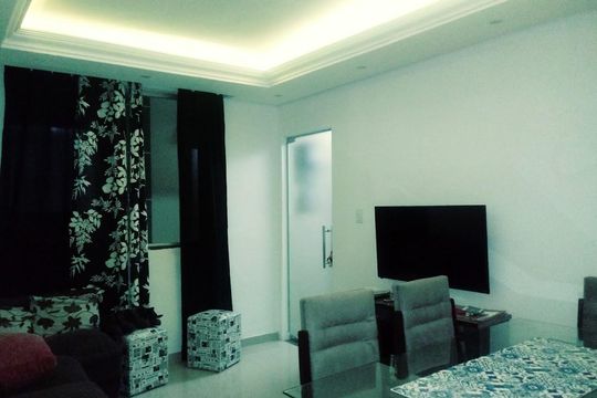Sala de apartamento para alugar com 2 quartos, 56m² em Casa Branca, Suzano