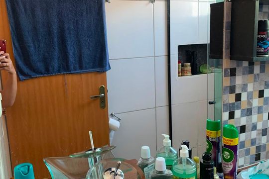Banheiro de apartamento para alugar com 2 quartos, 56m² em Casa Branca, Suzano