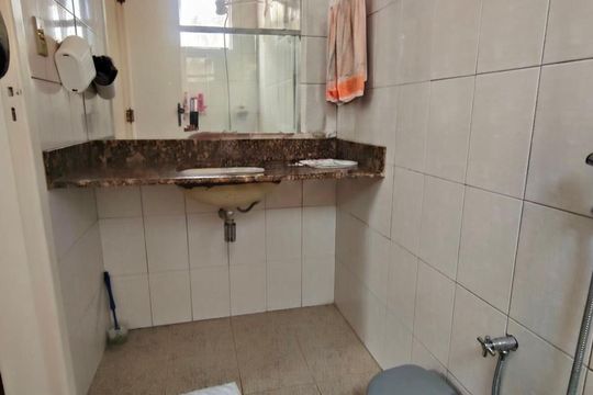 Banheiro da suíte de apartamento à venda com 3 quartos, 135m² em Jardim Atlântico, Belo Horizonte