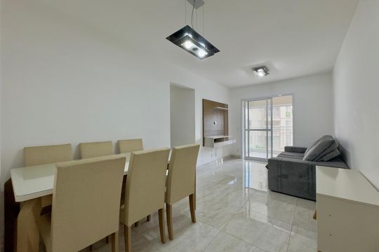 Sala de apartamento para alugar com 3 quartos, 71m² em Vila Augusta, Guarulhos