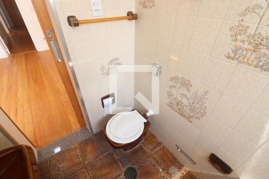 Banheiro de casa à venda com 3 quartos, 300m² em Santana, São Paulo