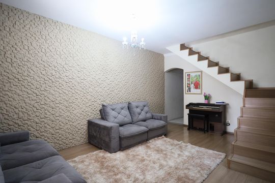 Casa à venda com 3 quartos, 198m² em Santo Antônio, Osasco