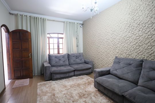 Sala de casa à venda com 3 quartos, 198m² em Santo Antônio, Osasco