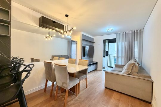 Apartamento para alugar com 3 quartos, 74m² em Tarumã, Pinhais