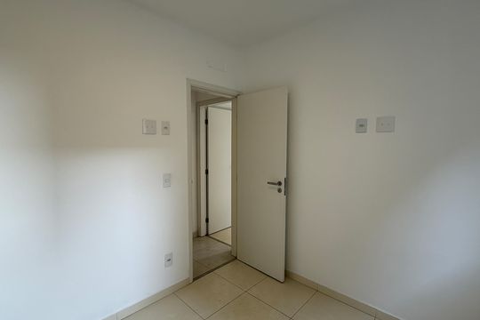Quarto de apartamento para alugar com 2 quartos, 62m² em Ponta da Praia, Santos