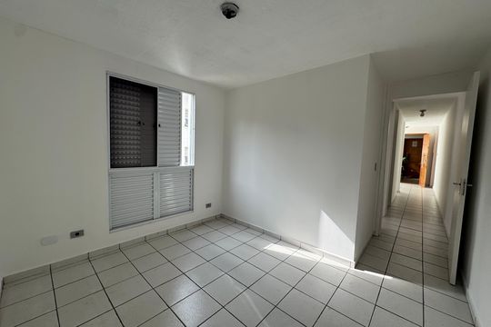 Quarto 1 de apartamento à venda com 2 quartos, 45m² em Conjunto Promorar Raposo Tavares, São Paulo