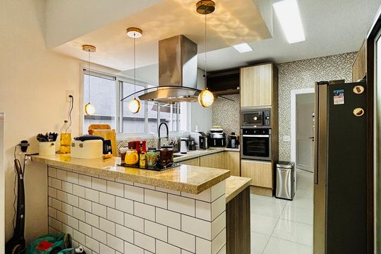 Cozinha de casa de condomínio à venda com 5 quartos, 630m² em Alphaville Residencial Dois, Barueri
