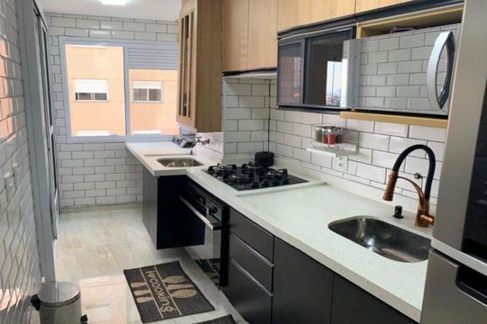 Cozinha de apartamento para alugar com 2 quartos, 48m² em Jardim Roberto, Osasco