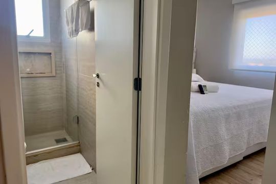 Banheiro de apartamento para alugar com 3 quartos, 83m² em São Geraldo, Porto Alegre