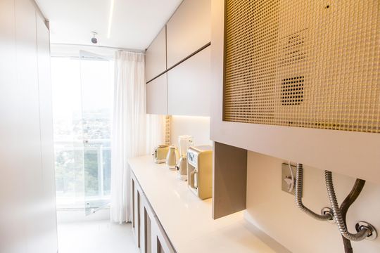 Área de Serviço de apartamento à venda com 2 quartos, 90m² em Empresarial 18 do Forte, Barueri
