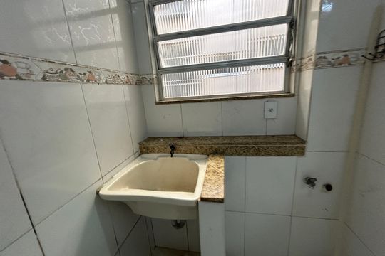 Área de Serviço de apartamento para alugar com 2 quartos, 50m² em Realengo, Rio de Janeiro