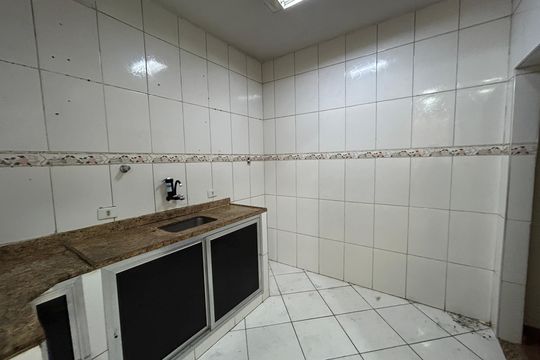 Cozinha de apartamento para alugar com 2 quartos, 50m² em Realengo, Rio de Janeiro