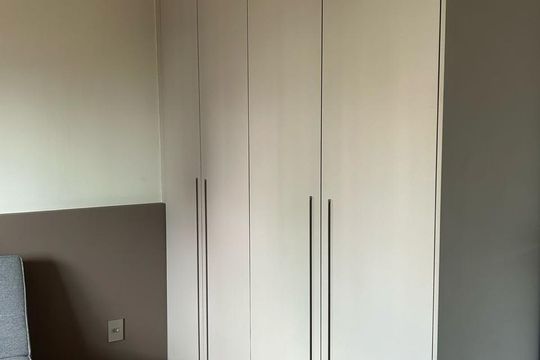 Quarto de apartamento à venda com 4 quartos, 134m² em Serra, Belo Horizonte