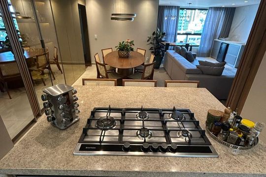 Cozinha de apartamento à venda com 4 quartos, 134m² em Serra, Belo Horizonte