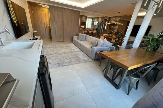 Cozinha de apartamento à venda com 4 quartos, 134m² em Serra, Belo Horizonte