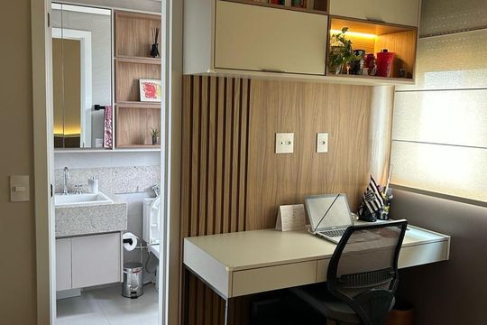 Banheiro de apartamento à venda com 4 quartos, 134m² em Serra, Belo Horizonte