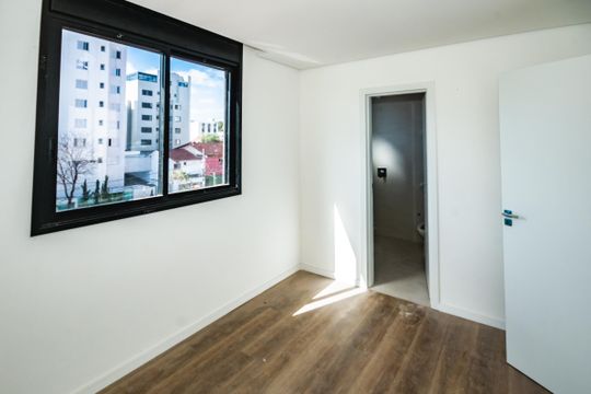 Apartamento à venda com 4 quartos, 260m² em Jaraguá, Belo Horizonte
