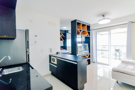 Cozinha  de apartamento para alugar com 1 quarto, 38m² em Jardim Flor da Montanha, Guarulhos
