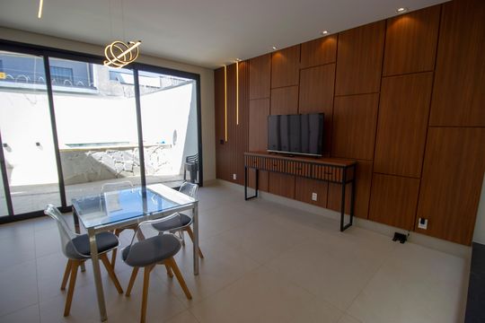Casa à venda com 4 quartos, 322m² em Guara, Brasília