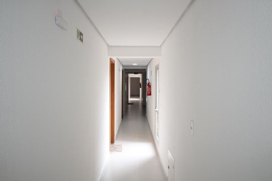 Corredor de apartamento à venda com 2 quartos, 63m² em Bom Jesus, Porto Alegre
