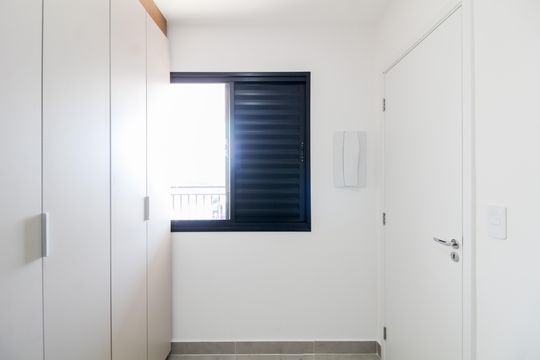 Quarto 2 de apartamento para alugar com 2 quartos, 40m² em Vila Canero, São Paulo