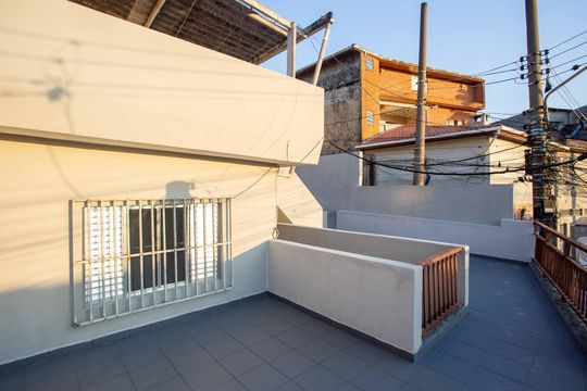 Varanda de casa à venda com 4 quartos, 125m² em Casa Grande, Diadema