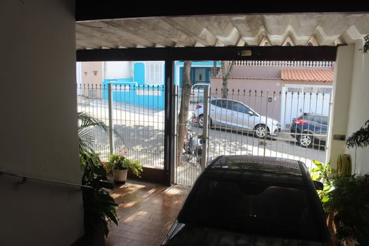 Garagem de casa à venda com 2 quartos, 140m² em São José, São Caetano do Sul