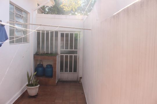 Quintal de casa à venda com 2 quartos, 140m² em São José, São Caetano do Sul