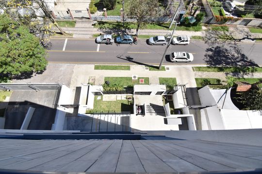 Vista da Sacada de apartamento para alugar com 2 quartos, 64m² em Bacacheri, Curitiba