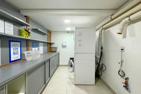 Lavanderia de kitnet/studio para alugar com 1 quarto, 44m² em Jardins, São Paulo