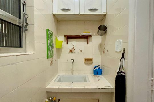 Cozinha de kitnet/studio para alugar com 1 quarto, 44m² em Jardins, São Paulo