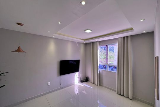 Sala de apartamento para alugar com 2 quartos, 44m² em Vargem Pequena, Rio de Janeiro