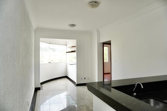 Apartamento para alugar com 2 quartos, 121m² em Estoril, Belo Horizonte
