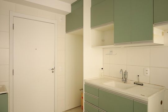 Cozinha de apartamento para alugar com 2 quartos, 43m² em Fazenda Aricanduva, São Paulo
