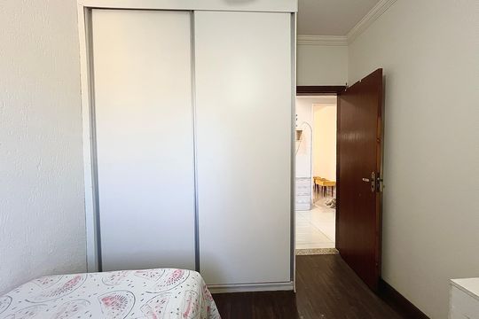 Quarto 1 de casa à venda com 3 quartos, 250m² em Parque Xangri-lá, Contagem