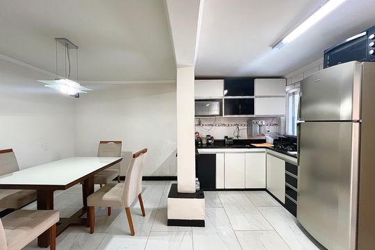 Cozinha de casa à venda com 3 quartos, 250m² em Parque Xangri-lá, Contagem