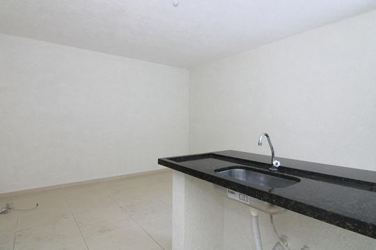 sala / quarto / cozinha de kitnet/studio para alugar com 1 quarto, 34m² em Vila Sao Geraldo, São Paulo