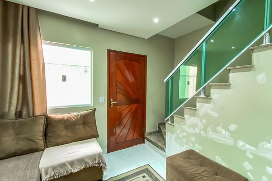 Sala de casa de condomínio para alugar com 2 quartos, 52m² em Cangaiba, São Paulo