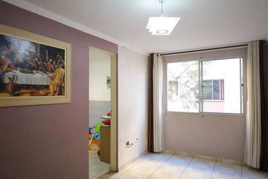 Sala de apartamento à venda com 2 quartos, 43m² em Cidade Líder, São Paulo